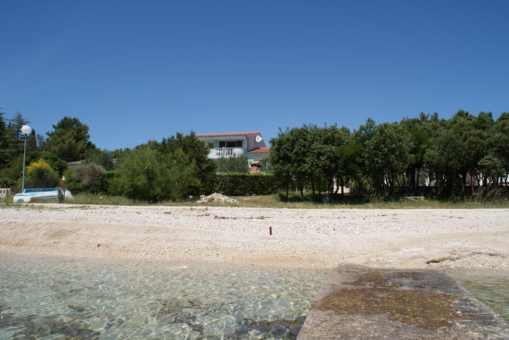 Apartments Jurjevic Petrčane Kültér fotó