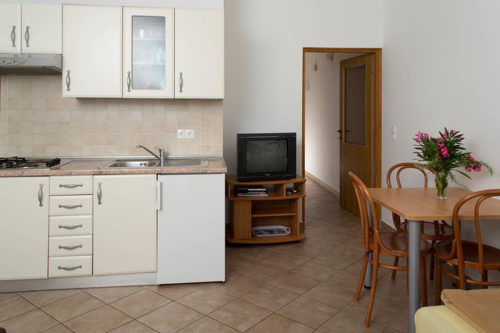 Apartments Jurjevic Petrčane Kültér fotó